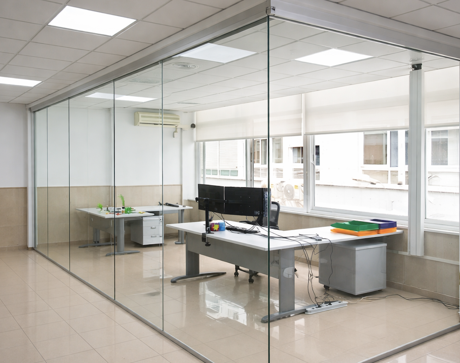 cortinas de cristal en despacho