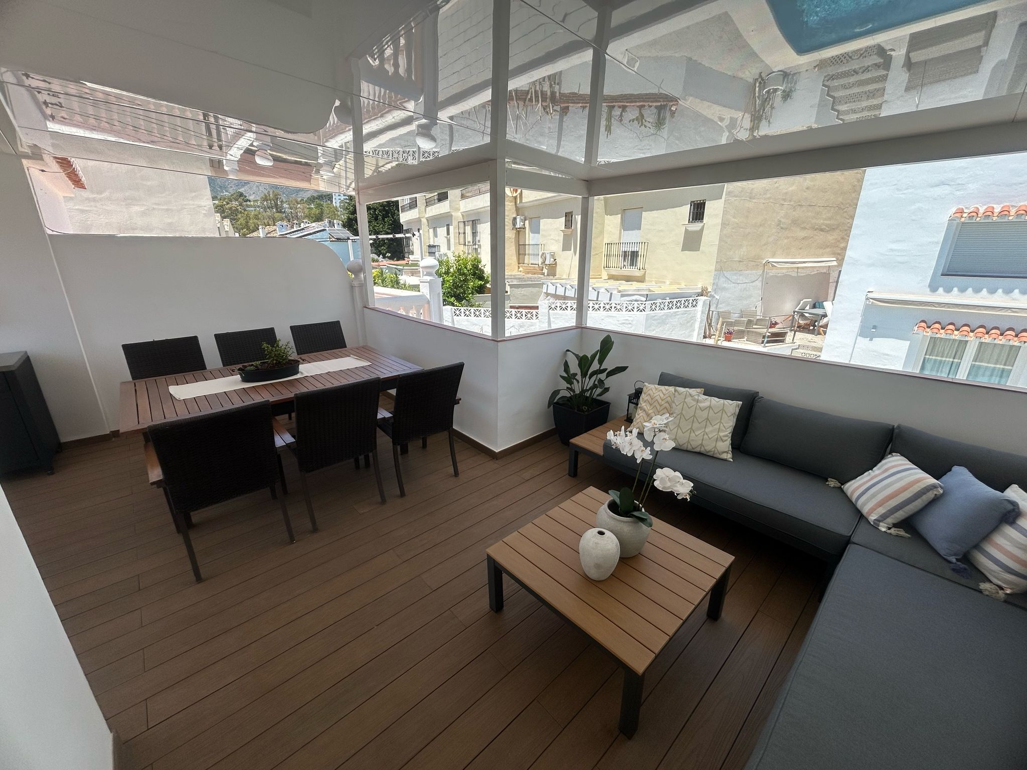 Techos móviles y fijos en Málaga instalados en terraza