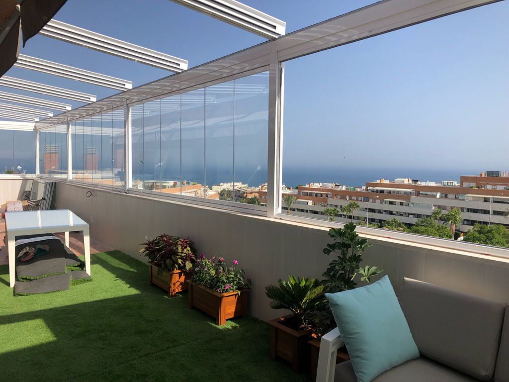 Techos móviles y fijos en Málaga instalados en terraza